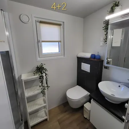 Kamp alanı Pamara Mobile Biograd Na Moru