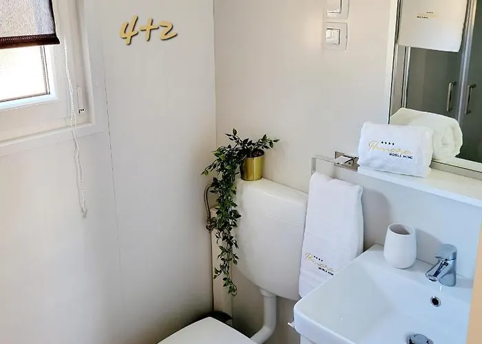 Pamara Mobile 4* Biograd Na Moru